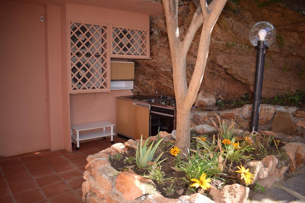 Villaggio Est Affittacamere San Teodoro  Exterior foto